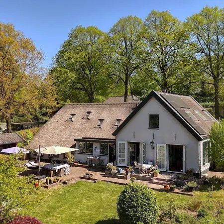 De Vallei Bed & Breakfast 3*